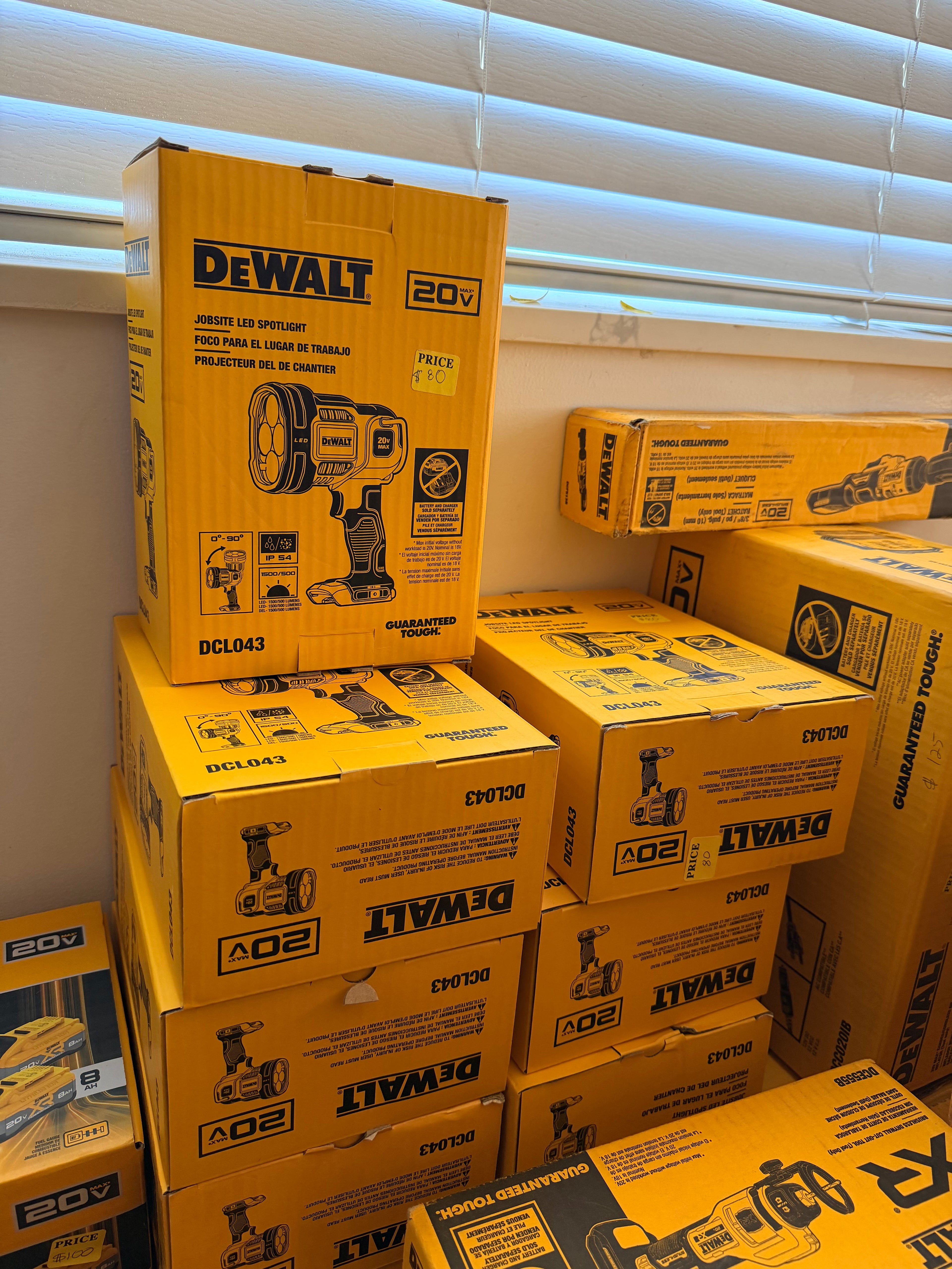 DEWALT 20V Max Jobsite LED Spotlight